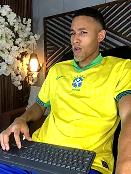 B Wild online show from 11-14-25, 03:43