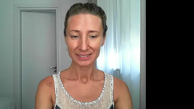 Paevoa online show from 09-22-25, 09:04