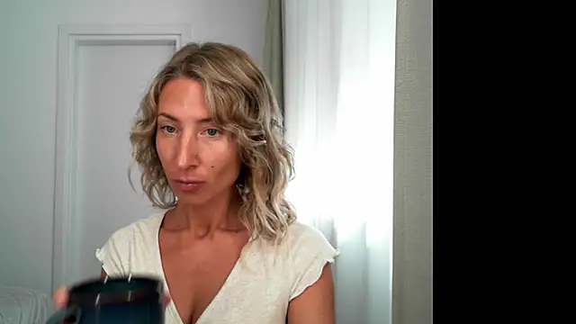 Paevoa online show from 10-21-25, 09:52