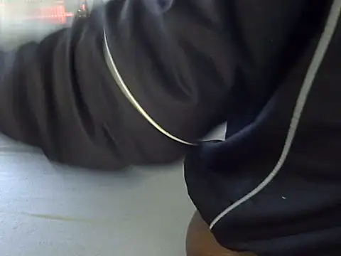 Playroom queen online show from 12-21-25, 08:49