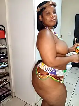 Snapshot of ThickAmy chatting on 09-24-25, 03:29 ThickAmy online show from 09-24-25, 03:29