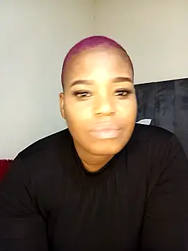 Snapshot of ThickAmy chatting on 09-13-25, 12:10 ThickAmy online show from 09-13-25, 12:10