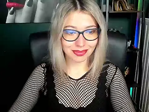 loveHeidi online show from 07-13-26, 04:34