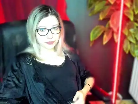 loveHeidi online show from 03-03-26, 05:36