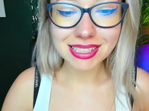 loveHeidi online show from 10-29-25, 09:19