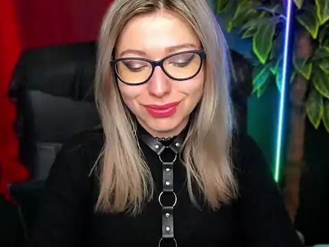 loveHeidi online show from 03-17-26, 06:38