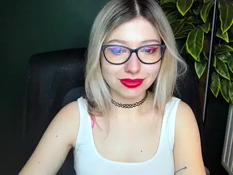 loveHeidi online show from 02-06-26, 05:36