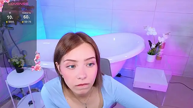 LumMina online show from 09-21-25, 09:47