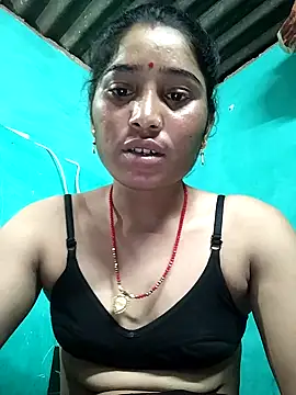 Hot cupal online show from 10-04-25, 08:27