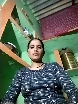 Snapshot of Monika_cut chatting on 10-20-25, 04:29 Monika cut online show from 10-20-25, 04:29