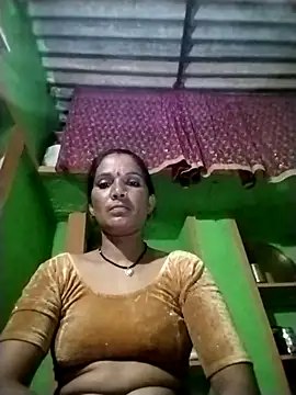 Snapshot of Monika_cut chatting on 10-12-25, 04:08 Monika cut online show from 10-12-25, 04:08