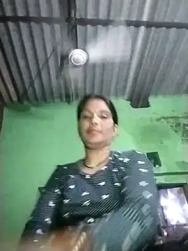 Snapshot of Monika_cut chatting on 10-18-25, 04:09 Monika cut online show from 10-18-25, 04:09