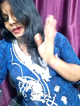 Snapshot of Rashmi_Pathak chatting on 10-01-25, 03:38 Rashmi Pathak online show from 10-01-25, 03:38