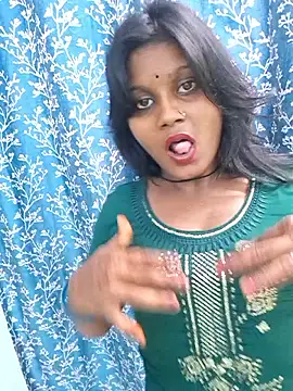 Snapshot of Rashmi_Pathak chatting on 09-12-25, 10:15 Rashmi Pathak online show from 09-12-25, 10:15