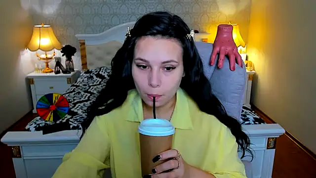 OmniaSher online show from 11-25-25, 10:26