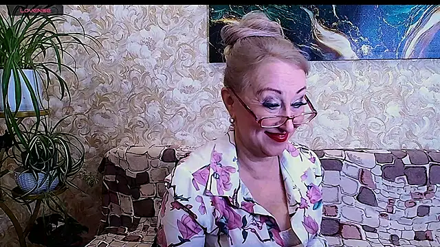  Sara  Smith  online show from 03-03-26, 10:44