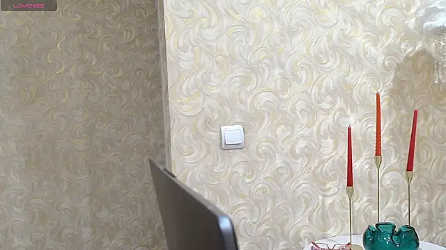  Sara  Smith  online show from 11-07-25, 12:31