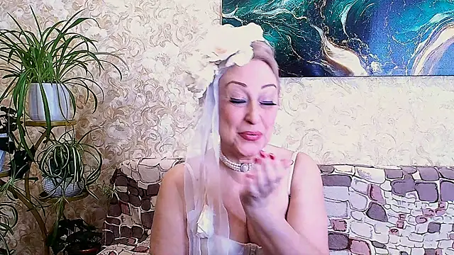  Sara  Smith  online show from 03-08-26, 10:40