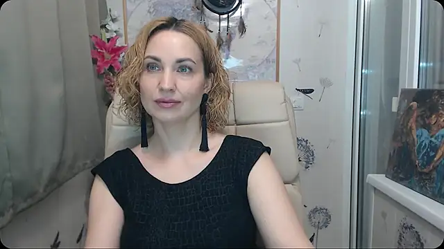 KatrinAlluring online show from 10-28-25, 04:24