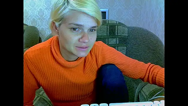 SaraSnow  online show from 11-25-25, 08:09