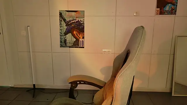 Yoka paradoXXX online show from 01-15-26, 01:14