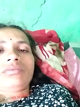 KIRTI12 HOT online show from 11-22-25, 08:40