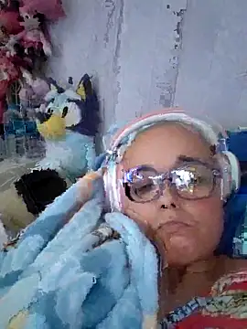 Snapshot of Yarry40 chatting on 05-23-26, 10:47 Yarry40 online show from 05-23-26, 10:47