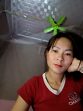 Yumyum kiw online show from 11-13-25, 09:08