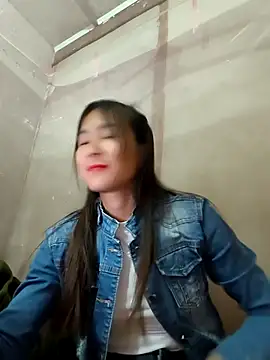 Yumyum kiw online show from 11-19-25, 12:43