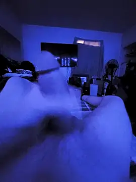 Snapshot of littlecockginger chatting on 11-03-25, 03:59 littlecockginger online show from 11-03-25, 03:59