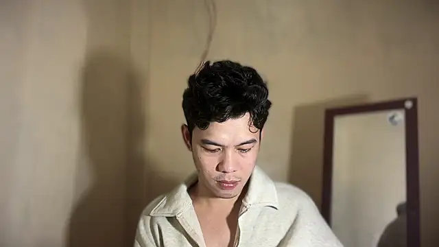 Snapshot of keirflorianxx chatting on 09-10-25, 08:57 keirflorianxx online show from 09-10-25, 08:57
