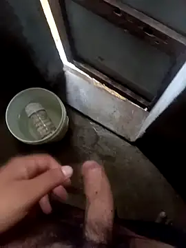 Snapshot of teenagecoupl chatting on 09-20-25, 01:43 teenagecoupl online show from 09-20-25, 01:43