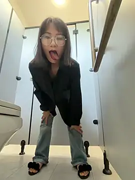 wemroudeyu online show from 04-04-26, 09:16