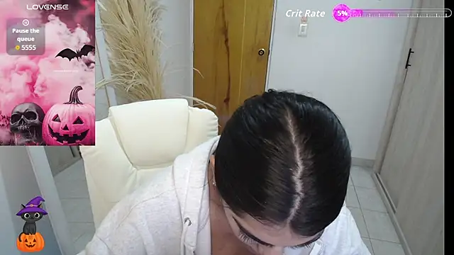 amarasilk  online show from 10-15-25, 10:12