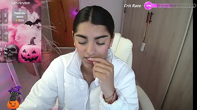 amarasilk  online show from 11-06-25, 02:43