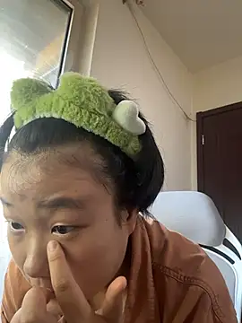 Fengbaby-555 online show from 11-25-25, 05:52