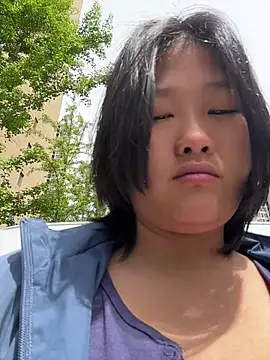 Fengbaby-555 online show from 04-22-26, 03:02