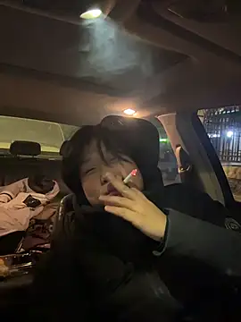 Fengbaby-555 online show from 12-22-25, 10:59