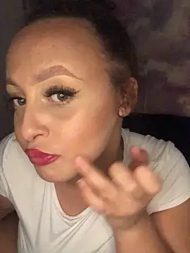 Snapshot of Welsh_Maya19X chatting on 10-02-25, 09:40 Welsh Maya19X online show from 10-02-25, 09:40