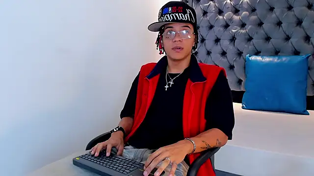 MARSHALL SPENCER online show from 12-17-25, 01:16