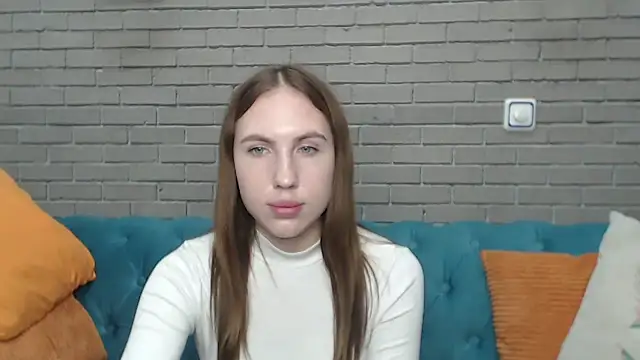 Snapshot of MellinGiG chatting on 09-19-25, 04:55 MellinGiG online show from 09-19-25, 04:55