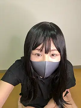 Snapshot of nayuta_777_ chatting on 09-12-25, 05:24 nayuta 777  online show from 09-12-25, 05:24