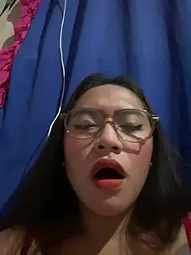 yourdevilsweettsx online show from 03-05-26, 12:24