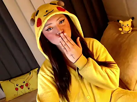 yourdevilsweettsx online show from 04-12-26, 11:24