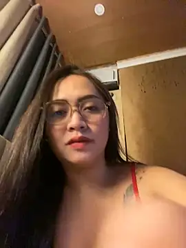 yourdevilsweettsx online show from 11-07-25, 12:21