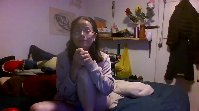 sweethanajapanese online show from 10-31-25, 12:40