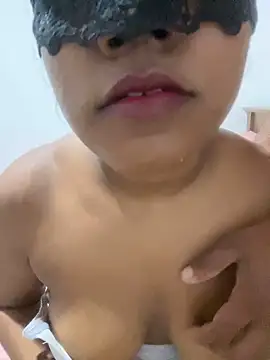 Snapshot of vinushi chatting on 09-27-25, 04:02 vinushi online show from 09-27-25, 04:02