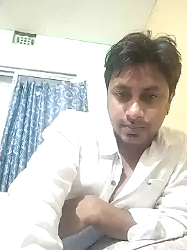 Snapshot of Flybye_0009 chatting on 06-10-26, 12:50 Flybye 0009 online show from 06-10-26, 12:50