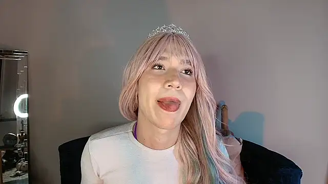 Electra Gosselin online show from 11-13-25, 04:05