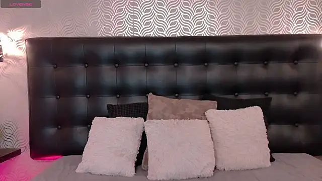 NaiaraMasson  online show from 04-13-26, 12:20